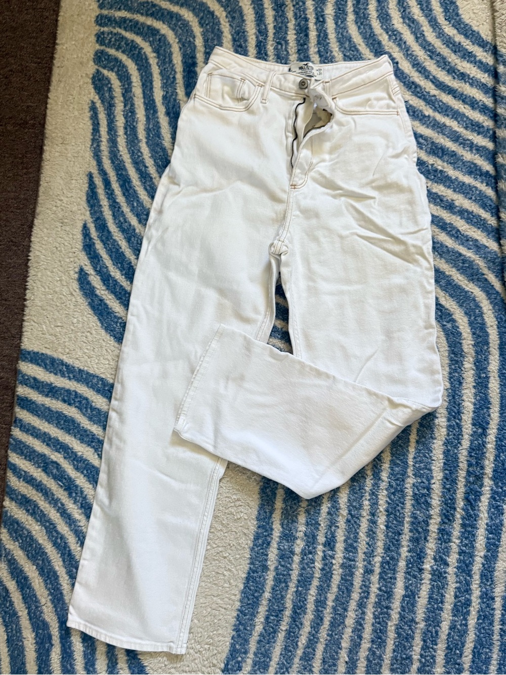 Hollister White High-Rise Denim Jeans
